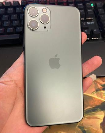 老街街道苹果维修点分享iPhone 11 Pro黑屏小众故障解析 